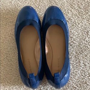 Size 6.5 banana republic flats
